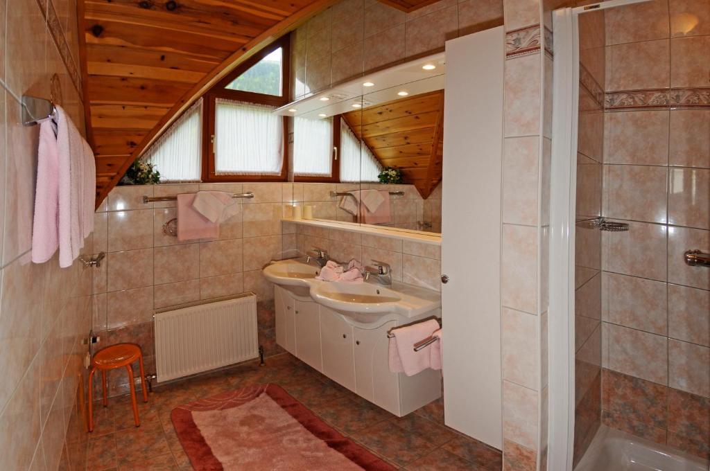 Gasthof Zur Gams Donnersbachwald Bilik gambar