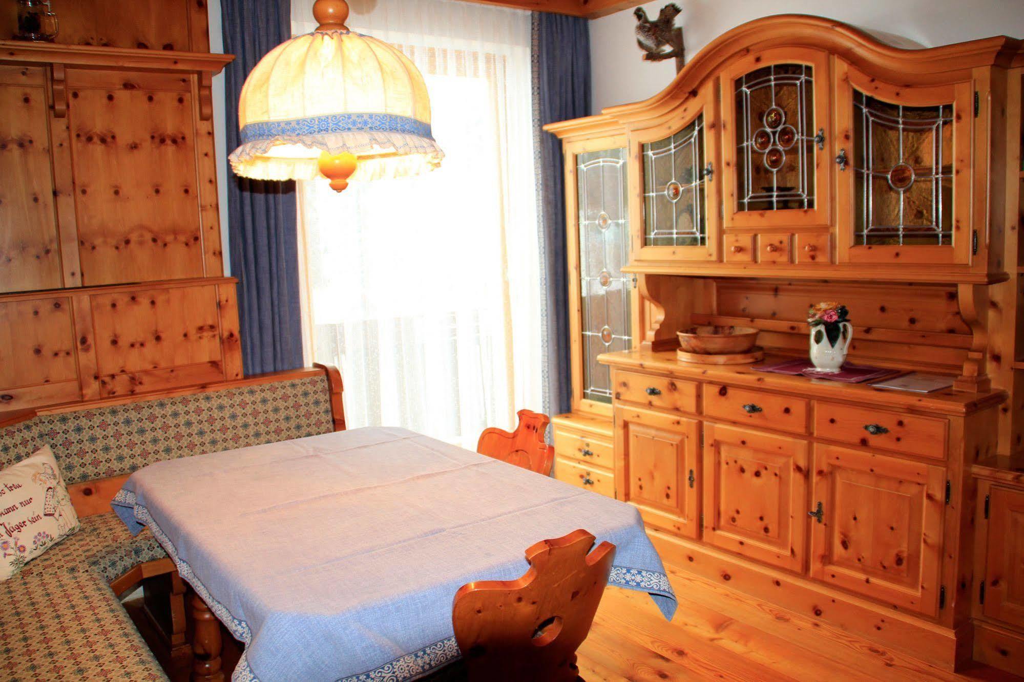 Gasthof Zur Gams Donnersbachwald Luaran gambar